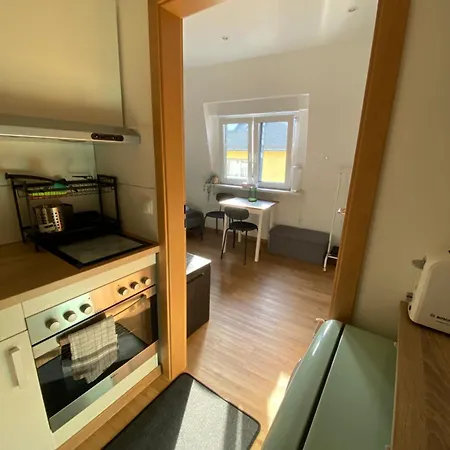 - Eigenes Bad,küche - Wifi - Parkplatz - 2 Og Apartment *