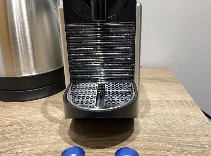 2 Koblenz - Eigenes Bad,Kueche - Wifi - Parkplatz * Κόμπλεντς